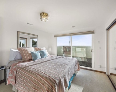 1005 Ocean Drive - Photo Thumbnail 37
