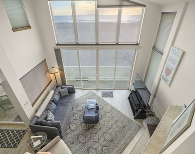 1005 Ocean Drive - Photo Thumbnail 12