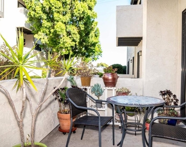 1275 River Vista Row - Photo Thumbnail 11
