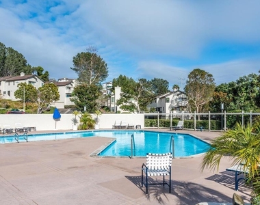 1275 River Vista Row - Photo Thumbnail 33