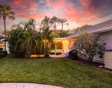 4041 Ne Breakwater Drive - Photo Thumbnail 26