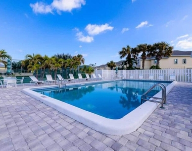 4041 Ne Breakwater Drive - Photo Thumbnail 31