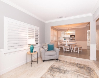 4041 Ne Breakwater Drive - Photo Thumbnail 7