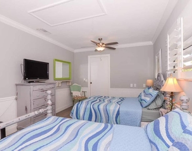 4041 Ne Breakwater Drive - Photo Thumbnail 19