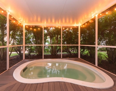 4041 Ne Breakwater Drive - Photo Thumbnail 25