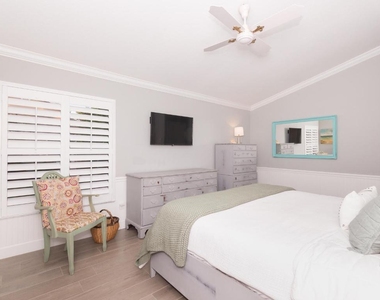4041 Ne Breakwater Drive - Photo Thumbnail 13