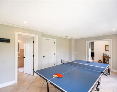 1947 Nw Palmetto Terrace - Photo Thumbnail 13