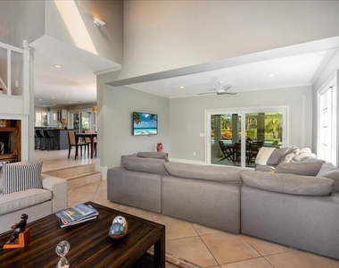 1947 Nw Palmetto Terrace - Photo Thumbnail 3