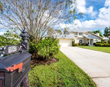 1947 Nw Palmetto Terrace - Photo Thumbnail 17