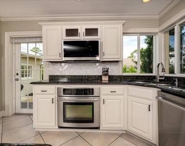 1947 Nw Palmetto Terrace - Photo Thumbnail 62