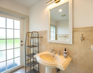 1947 Nw Palmetto Terrace - Photo Thumbnail 29