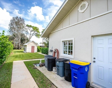 1947 Nw Palmetto Terrace - Photo Thumbnail 23