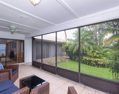 3267 Ne Catamaran Terrace - Photo Thumbnail 35