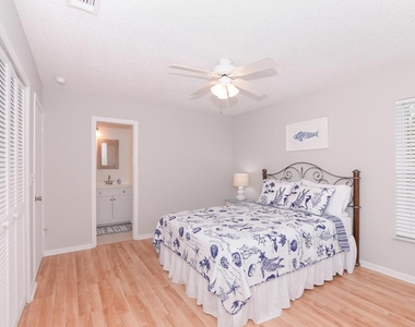3267 Ne Catamaran Terrace - Photo Thumbnail 26