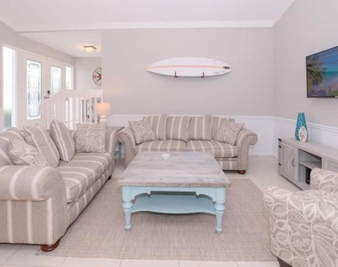 3267 Ne Catamaran Terrace - Photo Thumbnail 8