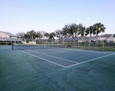 3267 Ne Catamaran Terrace - Photo Thumbnail 47