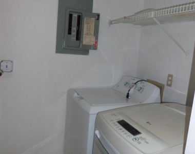 121 Lake Pine Circle - Photo Thumbnail 9
