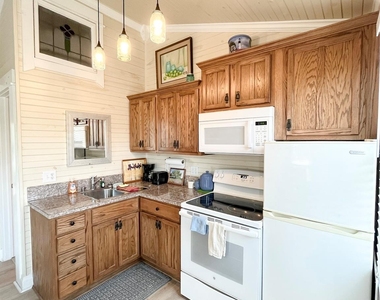 1820 Ave O 1/2 - Photo Thumbnail 4
