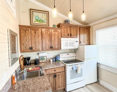 1820 Ave O 1/2 - Photo Thumbnail 3