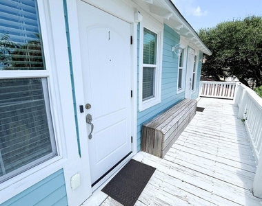 1820 Ave O 1/2 - Photo Thumbnail 1