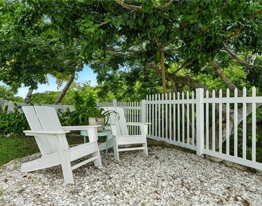 578 14th Street N - Photo Thumbnail 22