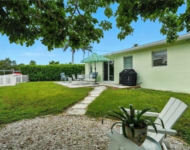 578 14th Street N - Photo Thumbnail 23