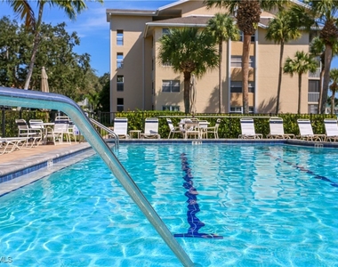 360 Horse Creek Drive - Photo Thumbnail 13