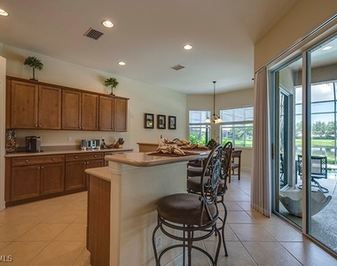 6101 Dogleg Drive - Photo Thumbnail 9