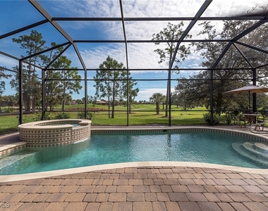 7812 Valencia Court - Photo Thumbnail 11