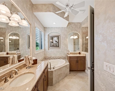 6255 Brunello Lane - Photo Thumbnail 15