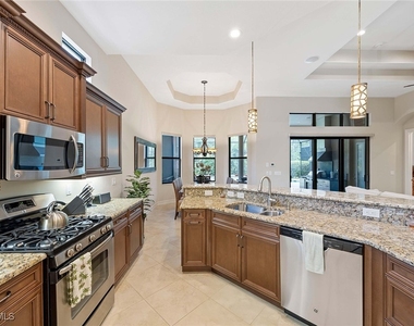 6255 Brunello Lane - Photo Thumbnail 11