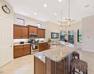 6255 Brunello Lane - Photo Thumbnail 8