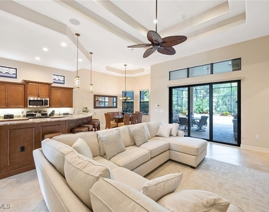 6255 Brunello Lane - Photo Thumbnail 12