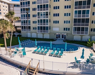 2885 Gulf Shore Boulevard N - Photo Thumbnail 33