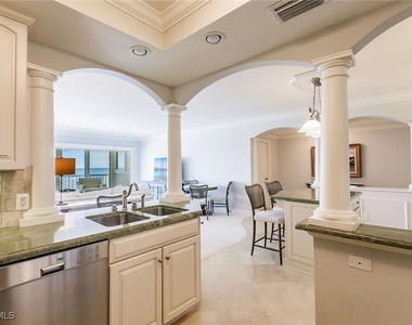 2885 Gulf Shore Boulevard N - Photo Thumbnail 14