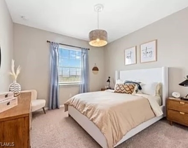 9397 Pocida Court - Photo Thumbnail 16