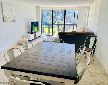601 Seaview Court - Photo Thumbnail 4