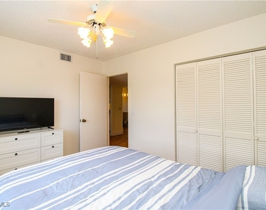 7794 Emerald Circle - Photo Thumbnail 30