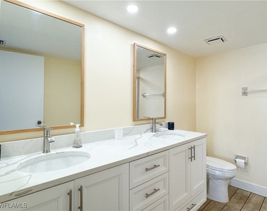 7794 Emerald Circle - Photo Thumbnail 25
