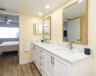 7794 Emerald Circle - Photo Thumbnail 41