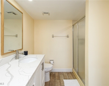 7794 Emerald Circle - Photo Thumbnail 40