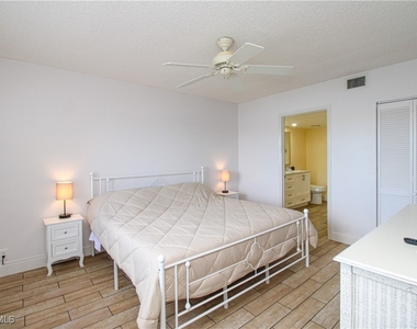 7794 Emerald Circle - Photo Thumbnail 33