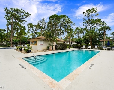 1933 Courtyard Way - Photo Thumbnail 21