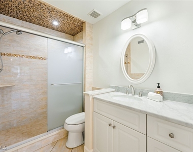 1933 Courtyard Way - Photo Thumbnail 11