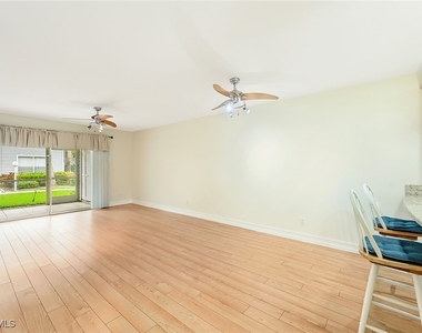 1933 Courtyard Way - Photo Thumbnail 2