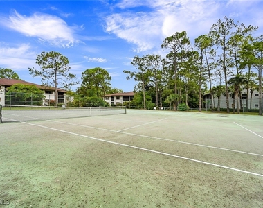 1933 Courtyard Way - Photo Thumbnail 22