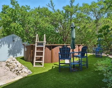 936 Panther Creek Lane - Photo Thumbnail 10