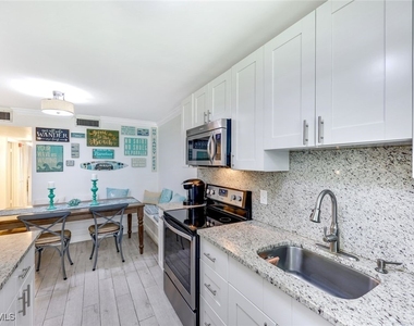 766 Central Avenue - Photo Thumbnail 13