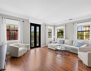 9066 Albion Lane N - Photo Thumbnail 13