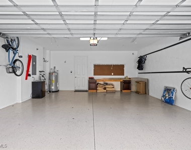 9066 Albion Lane N - Photo Thumbnail 22